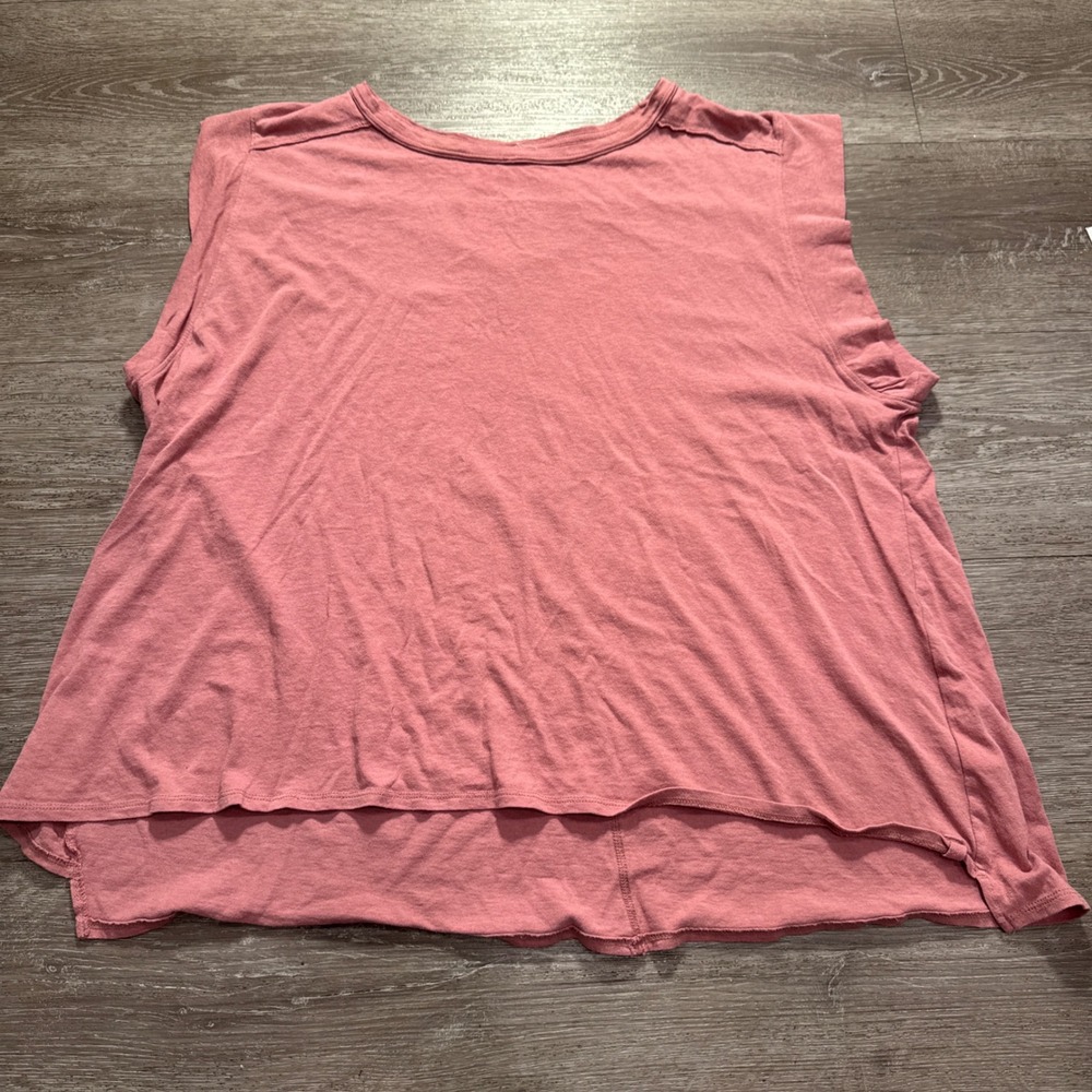 We The Free Tank Top Womens XS Pink 100% Cotton Muscle High Low Free People Tee